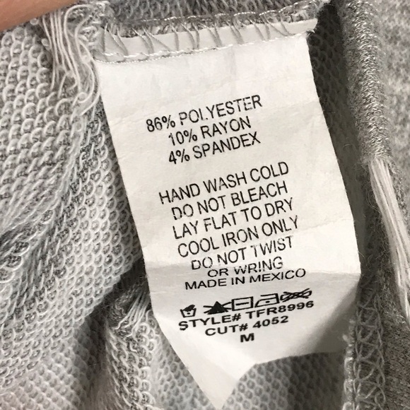 Local Lab 3D Rose Embroidered Distressed SS Top - Picture 7 of 8